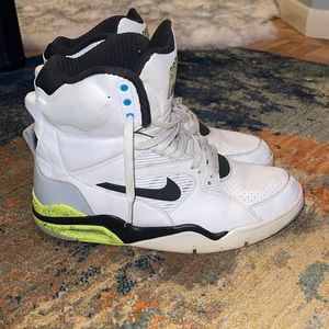 Nike Command Force